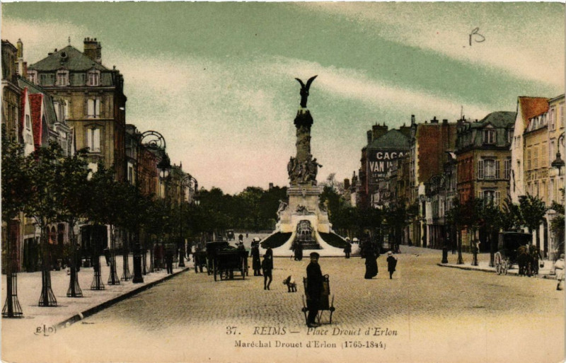 Carte postale ancienne Reims-Place Drouet d'Erlon à Reims
