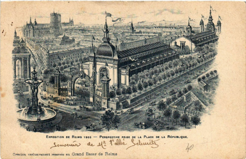 Carte postale ancienne Reims-Perspective prise de la Place de la Republique à Reims