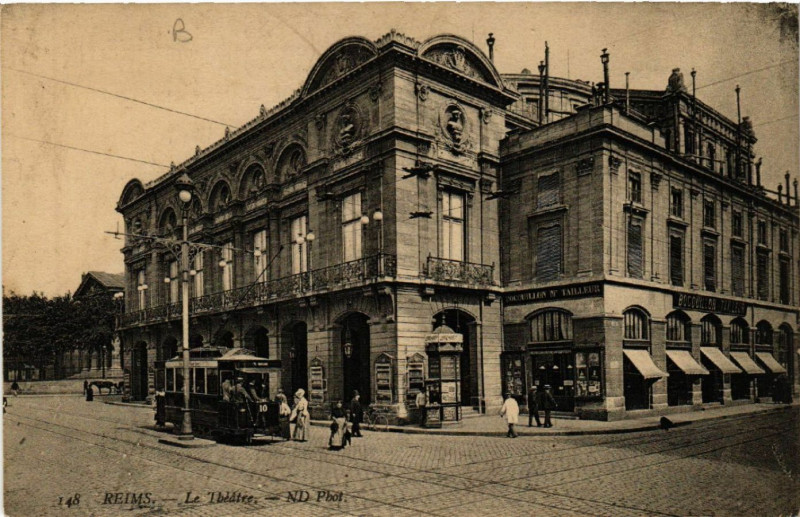 Carte postale ancienne Reims-Le Théatre à Reims