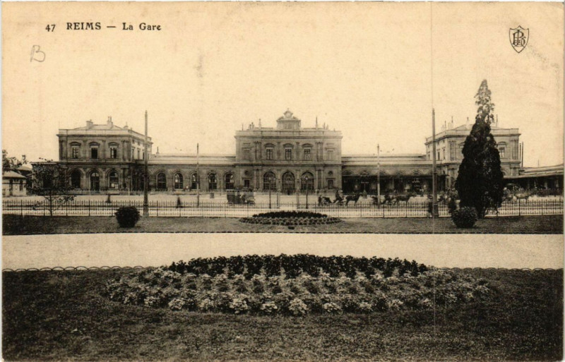 Carte postale ancienne Reims-La Gare à Reims