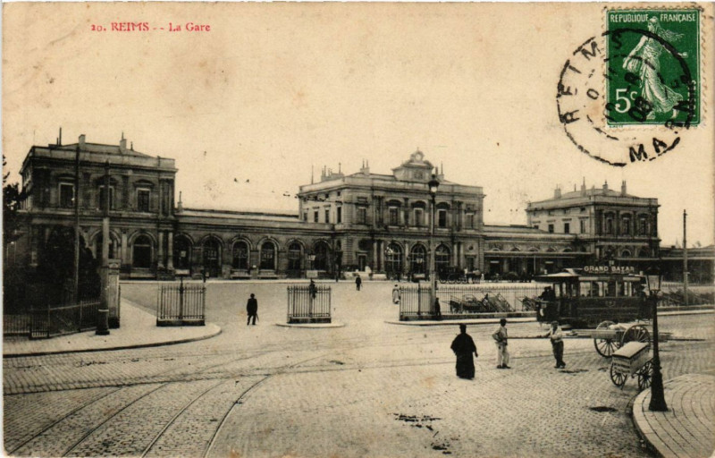 Carte postale ancienne Reims-La Gare à Reims