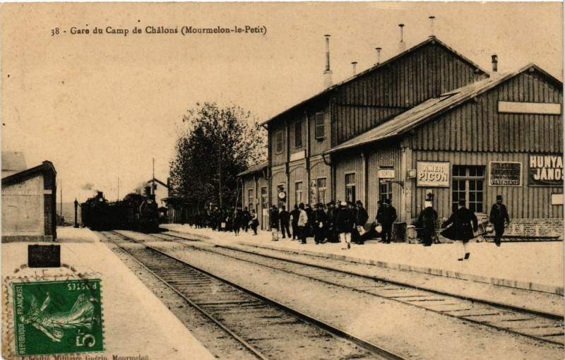 Carte postale ancienne Gare du Camp de Chalons