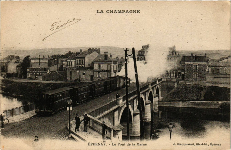 Carte postale ancienne Epernay - Le Pont de la Marne à Épernay