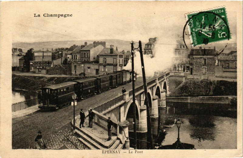 Carte postale ancienne Epernay - Le Pont à Épernay