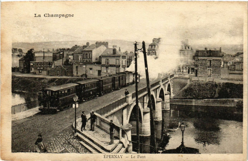 Carte postale ancienne Epernay - Le Pont à Épernay