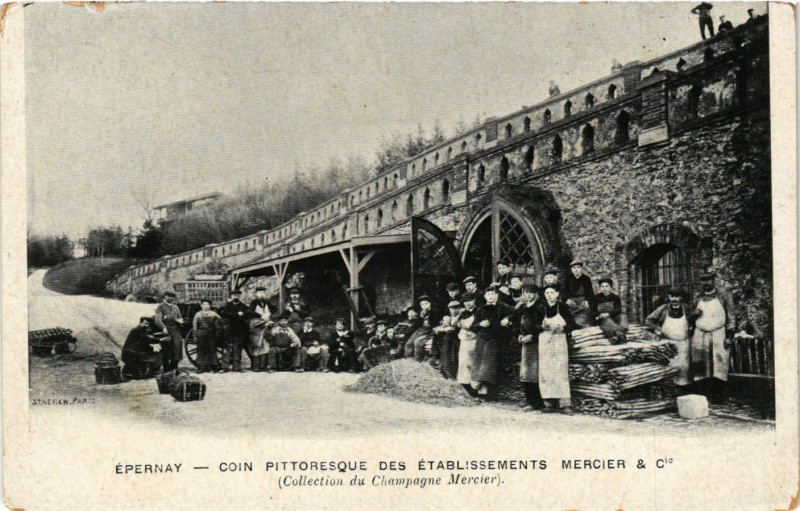 Carte postale ancienne Epernay - Coin Pittoresque à Épernay