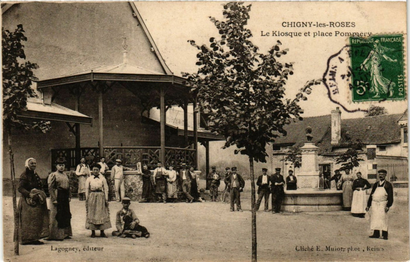 Carte postale ancienne Chigny les Roses - Le Kiosque à Chigny-les-Roses