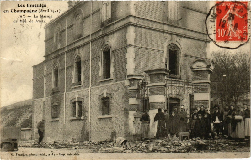 Carte postale ancienne Ay - La Maison de Mm