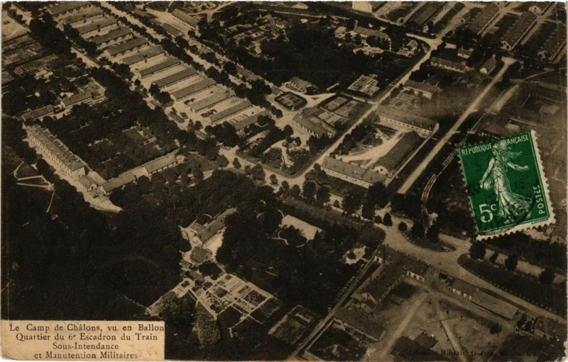Carte postale ancienne Le Camp de Chalons