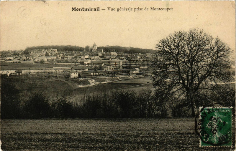 Carte postale ancienne Montmirail - Vue générale à Montmirail