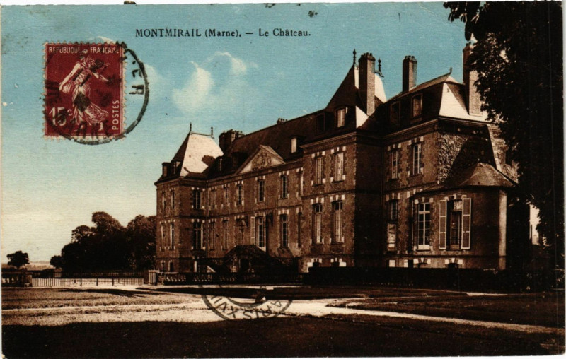Carte postale ancienne Montmirail - Le Chateau à Montmirail