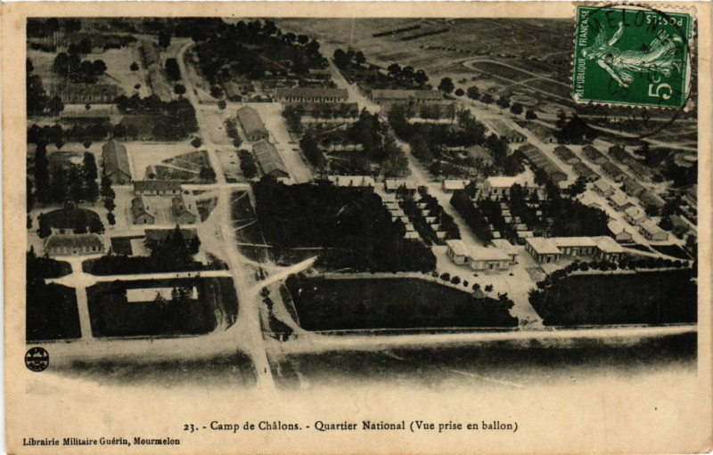Carte postale ancienne Camp de Chalons - Quartier National