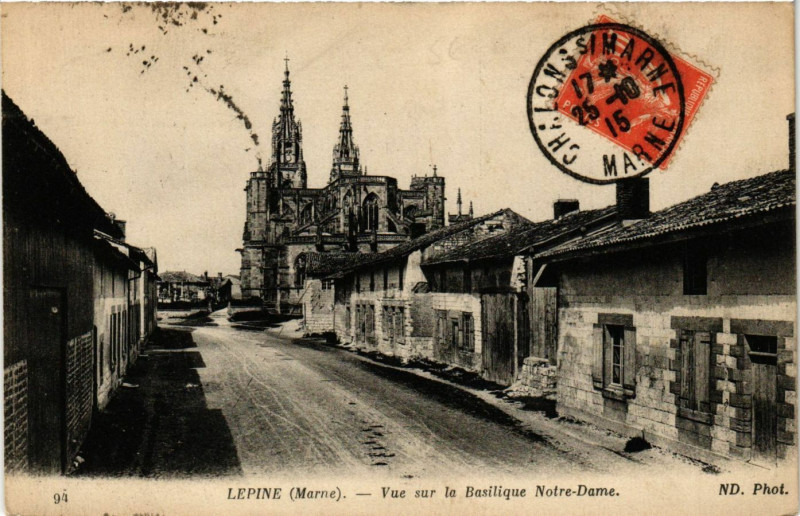 Carte postale ancienne Lepine - Vue sur la Basilique