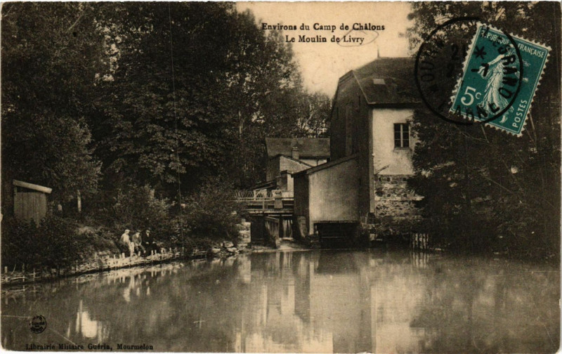 Carte postale ancienne Env. du Camp - Le Moulin de Livry