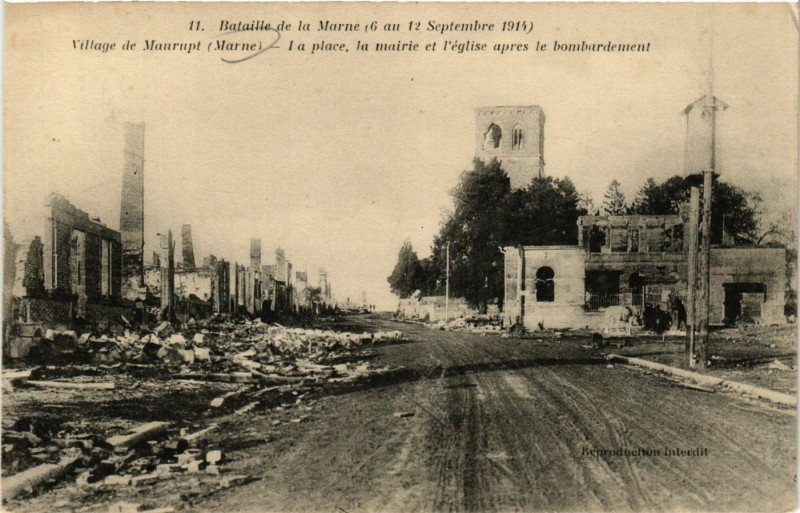 Carte postale ancienne Aspect de Maurupt - La Place