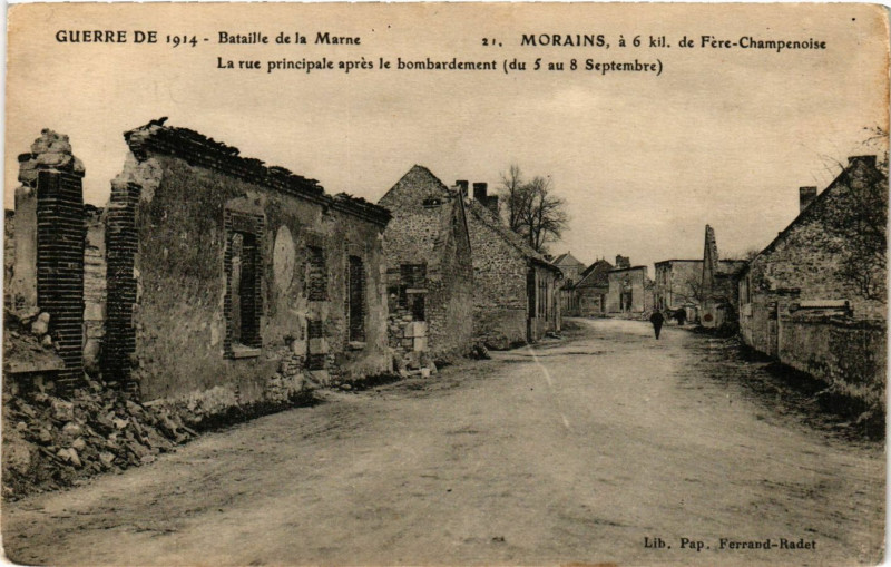 Carte postale ancienne Morains - La Rue principale