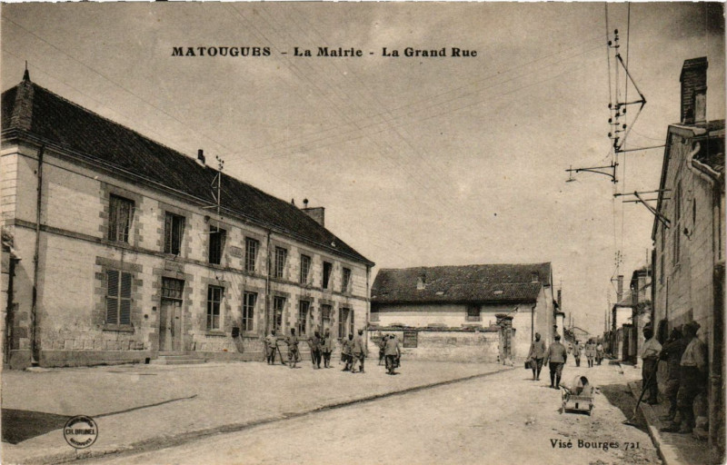 Carte postale ancienne Matougues - La Mairie à Matougues