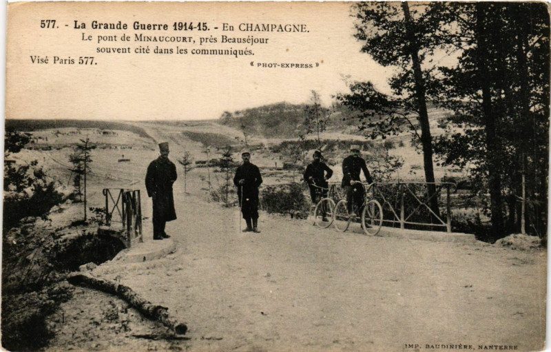 Carte postale ancienne Le Pont de Minaucourt pres Beausejour