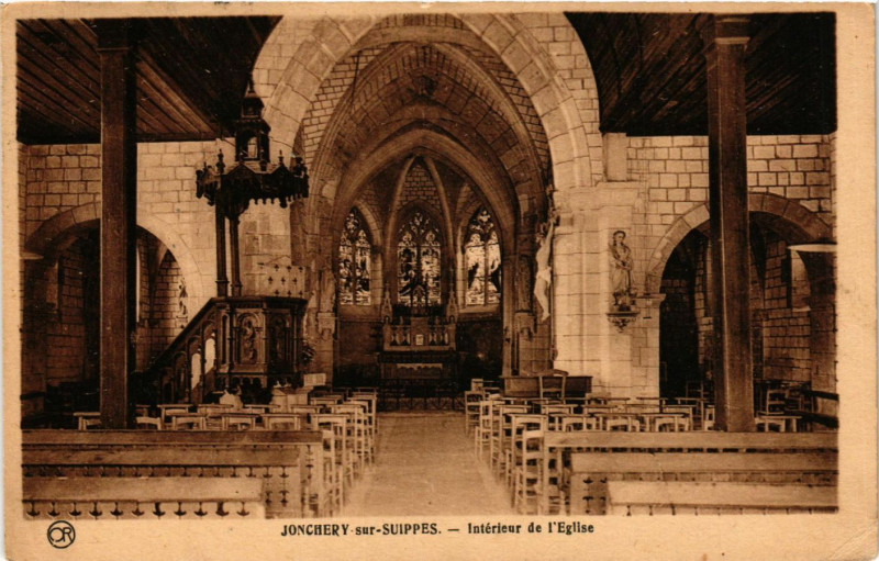 Carte postale ancienne Jonchery sur Suippes - Interieur de l'Eglise à Suippes