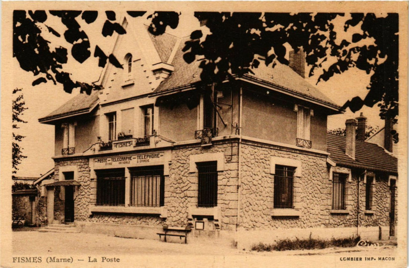 Carte postale ancienne Fismes - La Poste à Fismes