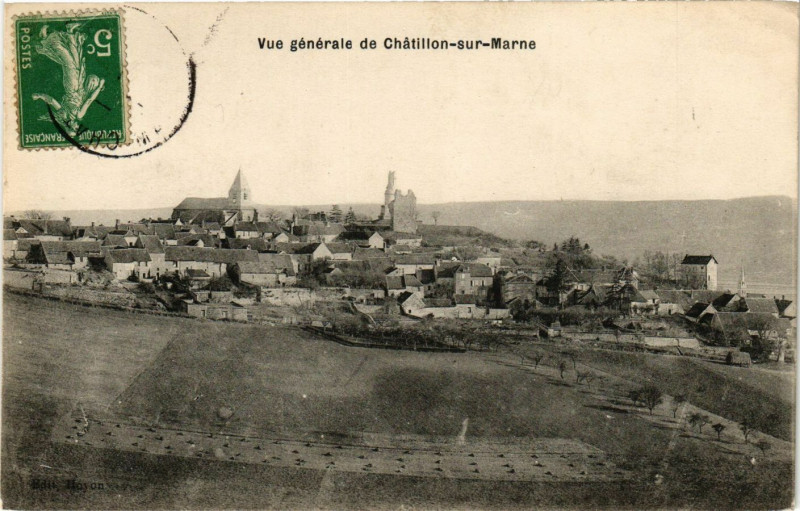 Carte postale ancienne Vue générale de Chatillon sur Marne