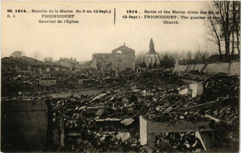 Carte postale ancienne Frignicourt - Quartier de l'Eglise à Frignicourt
