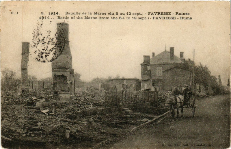 Carte postale ancienne Favresse - Ruines à Favresse