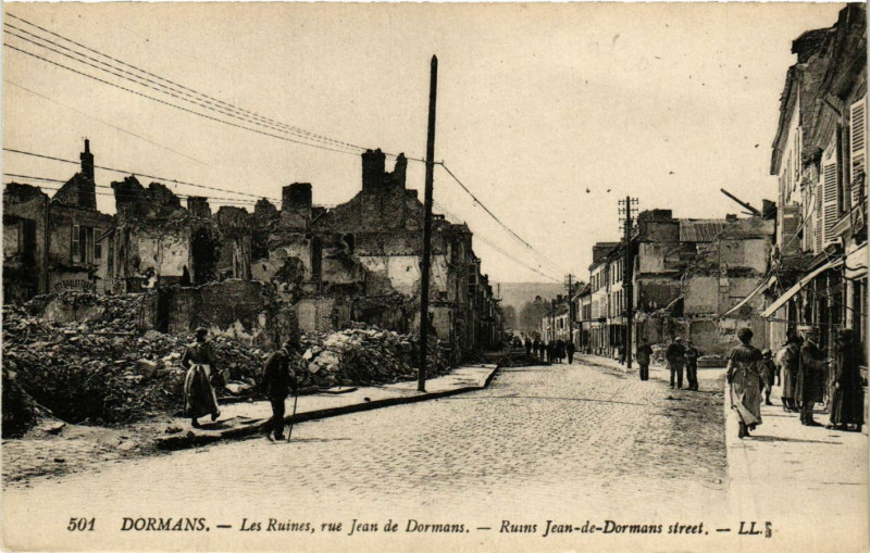 Carte postale ancienne Dormans - Les Ruines rue Jean de Dormans à Dormans