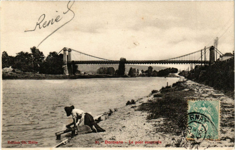 Carte postale ancienne Dormans - Le Pont suspendu à Dormans