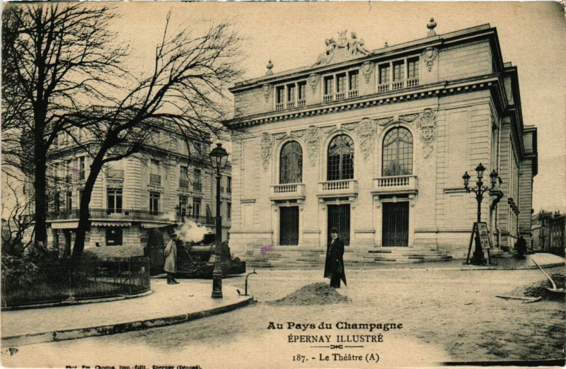 Carte postale ancienne Epernay - Le Théatre à Épernay