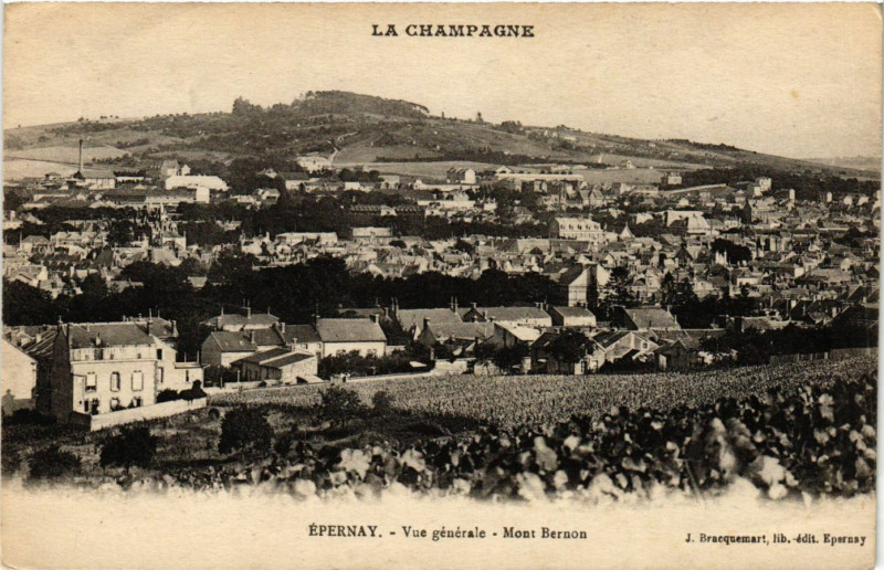 Carte postale ancienne Epernay - Vue générale à Épernay
