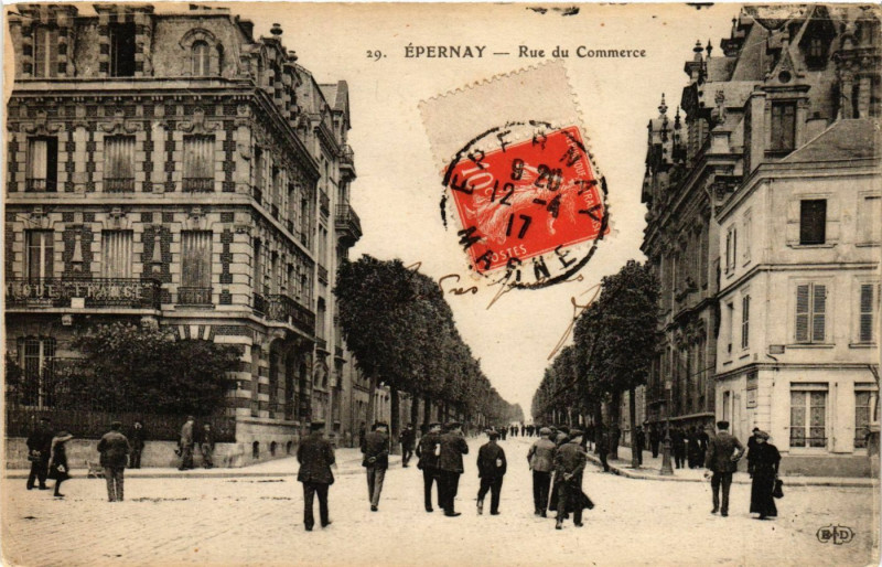 Carte postale ancienne Epernay - Rue de Commerce à Épernay