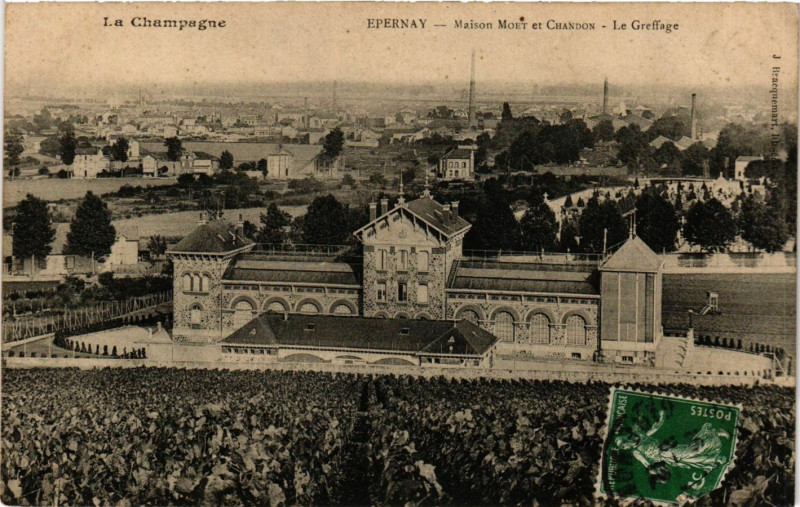 Carte postale ancienne Epernay - Maison Moet et Chandon à Épernay
