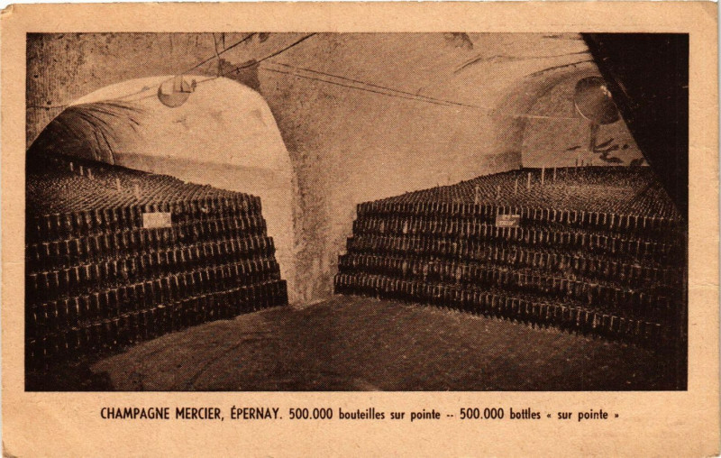 Carte postale ancienne Champagne Mercier