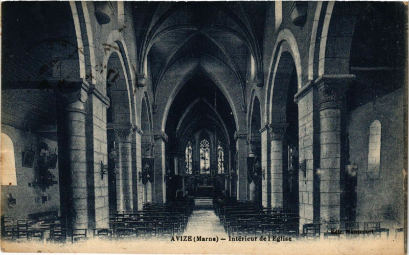 Carte postale ancienne Avize - Interieur de l'Eglise à Avize