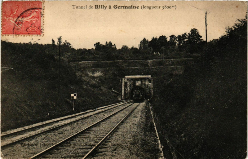 Carte postale ancienne Tunnel de Rilly a Germaine à Germaine