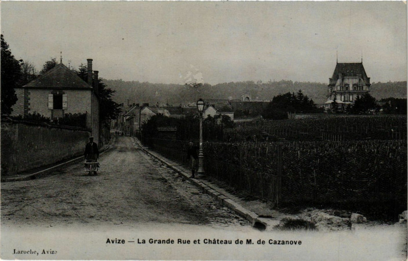 Carte postale ancienne Avize -la-Grande Rue à Avize