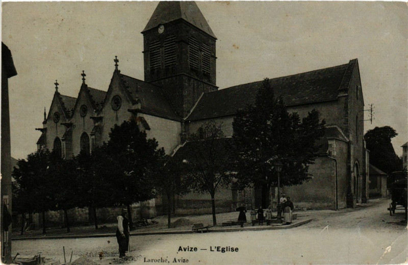 Carte postale ancienne Avize - L'Eglise à Avize