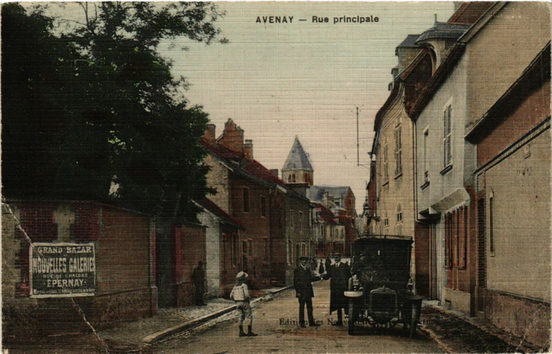Carte postale ancienne Avenay - Rue Principale
