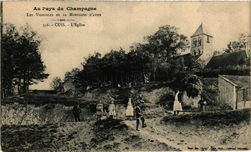 Carte postale ancienne Cuis - L'Eglise à Cuis