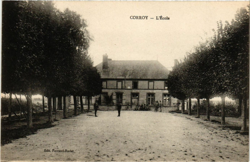 Carte postale ancienne Corroy - L'Ecole à Corroy