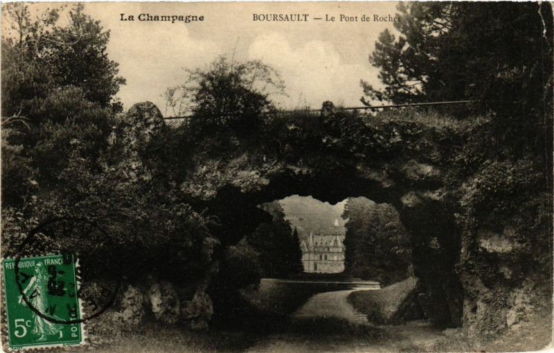 Carte postale ancienne Boursault - Le Pont de Rocher à Boursault