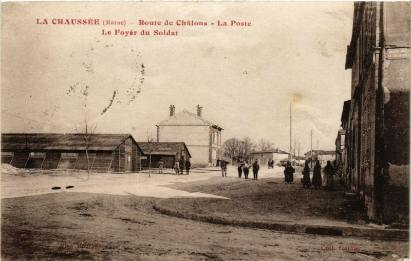 Carte postale ancienne La Chaussée - Route de Chalons