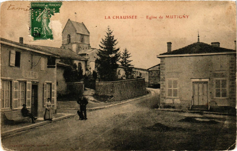 Carte postale ancienne La Chaussée - Eglise de Mutigny à Mutigny