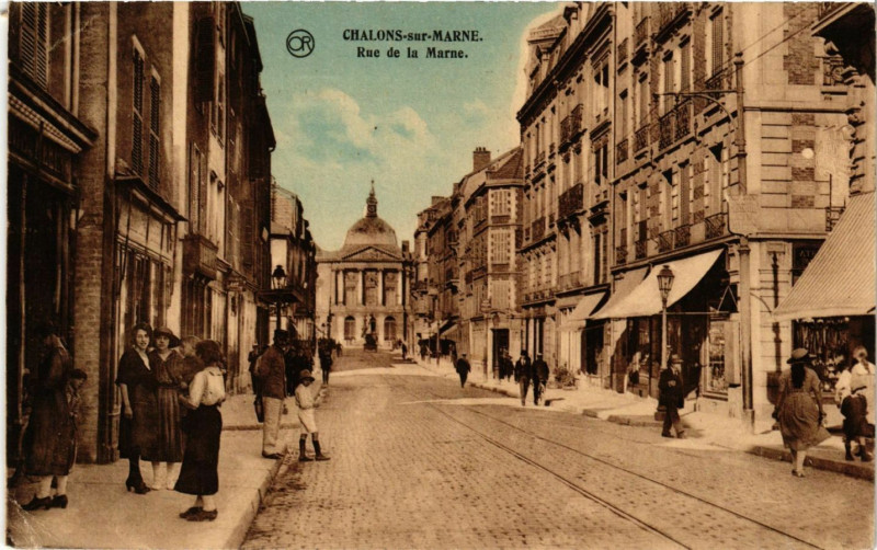 Carte postale ancienne Chalons sur Marne - Rue de la Marne