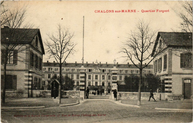 Carte postale ancienne Chalons sur Marne - Quartier Forgeot
