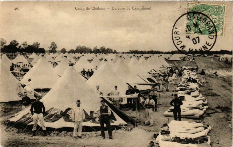 Carte postale ancienne Camp de Chalons - Un coin de Campement