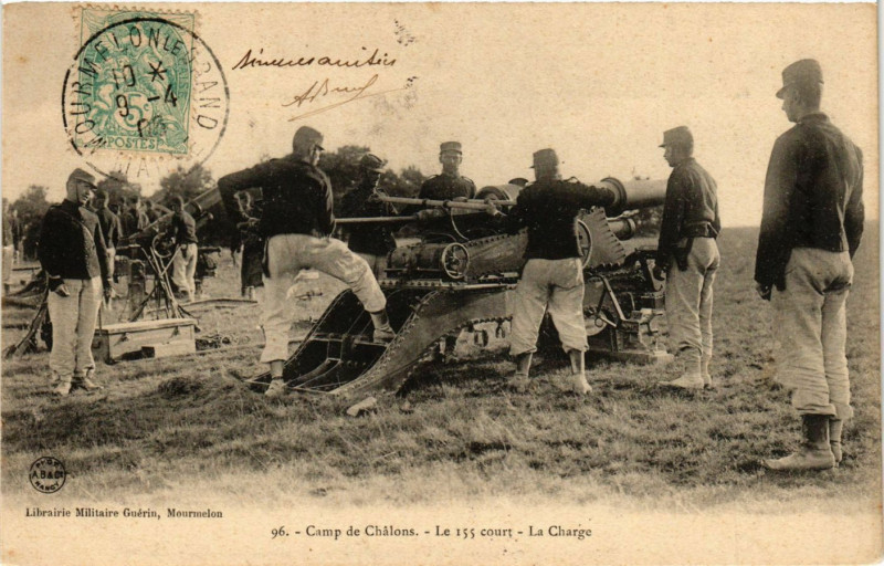 Carte postale ancienne Camp de Chalons - La Charge