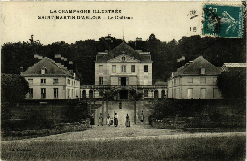 Carte postale ancienne Saint-Martin d'Ablois Le Chateau à Saint-Martin-d'Ablois