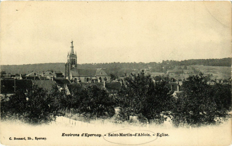 Carte postale ancienne Env. d'Epernay-St Martin d'Ablois Eglise